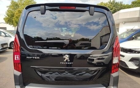 Peugeot Rifter I, 2022 год, 2 755 000 рублей, 6 фотография