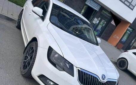 Skoda Superb III рестайлинг, 2013 год, 1 100 000 рублей, 2 фотография