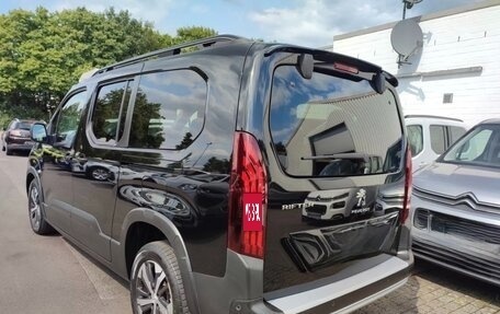 Peugeot Rifter I, 2022 год, 2 755 000 рублей, 5 фотография