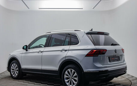 Volkswagen Tiguan II, 2021 год, 3 095 000 рублей, 4 фотография