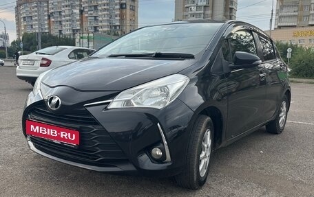 Toyota Vitz, 2017 год, 735 000 рублей, 2 фотография