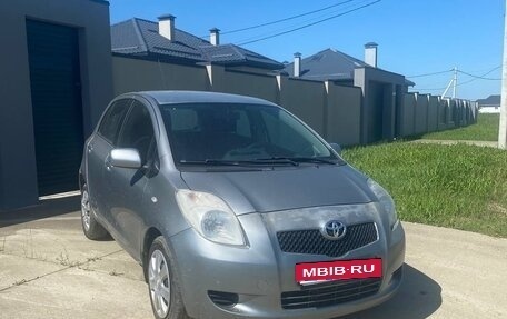 Toyota Yaris III рестайлинг, 2007 год, 495 000 рублей, 6 фотография