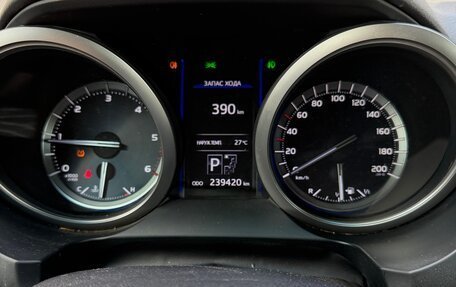 Toyota Land Cruiser Prado 150 рестайлинг 2, 2013 год, 2 650 000 рублей, 25 фотография