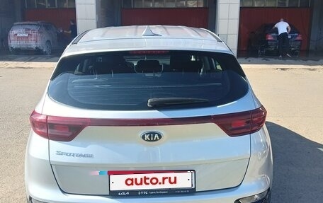 KIA Sportage IV рестайлинг, 2021 год, 2 550 000 рублей, 4 фотография
