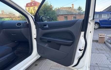 Ford Focus II рестайлинг, 2006 год, 560 000 рублей, 21 фотография