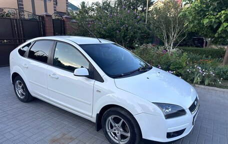Ford Focus II рестайлинг, 2006 год, 560 000 рублей, 31 фотография