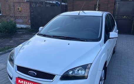 Ford Focus II рестайлинг, 2006 год, 560 000 рублей, 33 фотография
