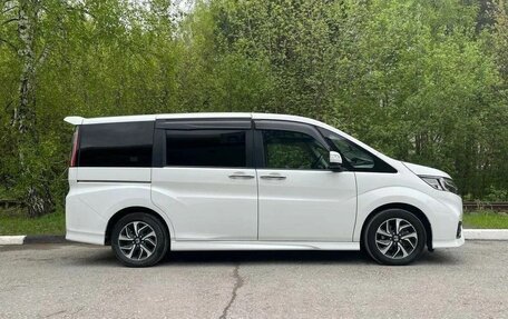 Honda Stepwgn IV, 2022 год, 2 030 000 рублей, 3 фотография