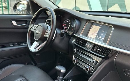 KIA Optima IV, 2018 год, 1 997 000 рублей, 12 фотография