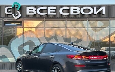 KIA Optima IV, 2018 год, 1 997 000 рублей, 3 фотография