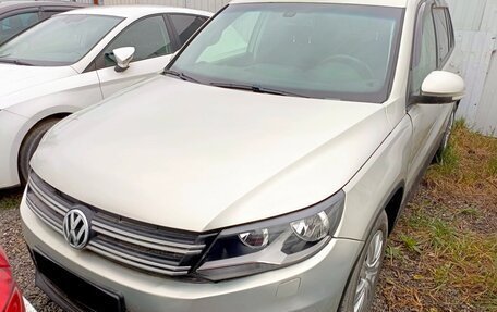 Volkswagen Tiguan I, 2012 год, 913 000 рублей, 1 фотография