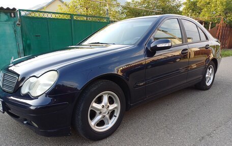 Mercedes-Benz C-Класс, 2002 год, 690 000 рублей, 5 фотография
