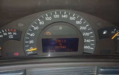 Mercedes-Benz C-Класс, 2002 год, 690 000 рублей, 7 фотография