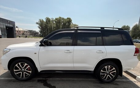 Toyota Land Cruiser 200, 2010 год, 3 100 000 рублей, 2 фотография