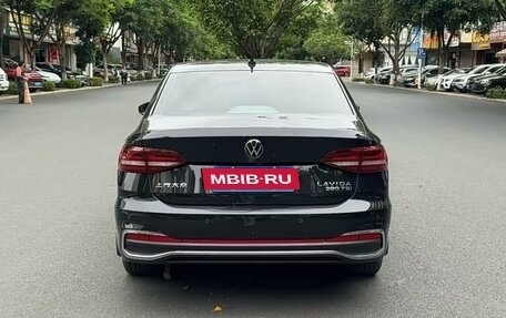 Volkswagen Lavida, 2023 год, 1 630 000 рублей, 5 фотография