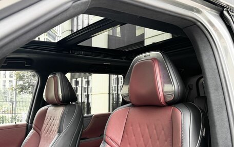 Infiniti QX80, 2026 год, 16 490 000 рублей, 25 фотография