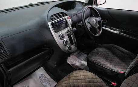 Toyota Ractis I, 2009 год, 699 000 рублей, 14 фотография