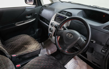 Toyota Ractis I, 2009 год, 699 000 рублей, 12 фотография