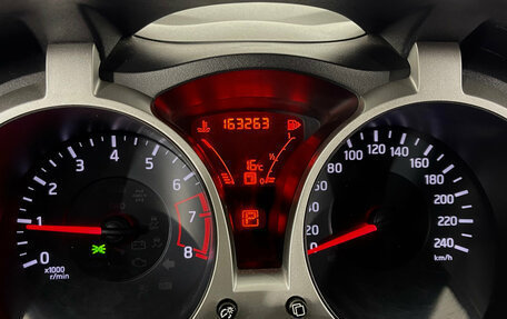 Nissan Juke II, 2012 год, 990 000 рублей, 15 фотография