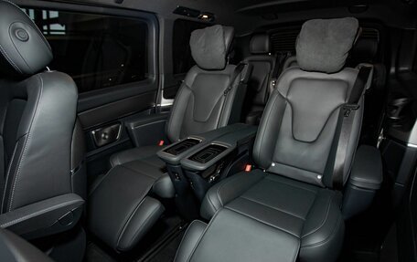 Mercedes-Benz V-Класс, 2026 год, 32 000 000 рублей, 3 фотография