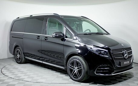 Mercedes-Benz V-Класс, 2026 год, 32 000 000 рублей, 11 фотография