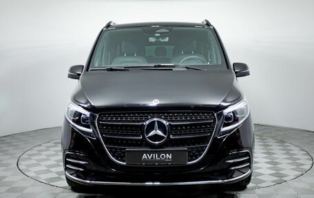 Mercedes-Benz V-Класс, 2026 год, 32 000 000 рублей, 14 фотография