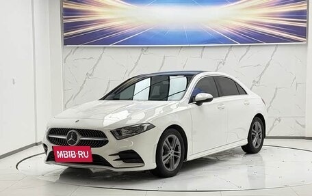 Mercedes-Benz A-Класс, 2021 год, 2 400 026 рублей, 4 фотография
