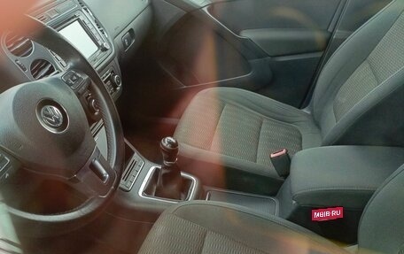 Volkswagen Tiguan I, 2012 год, 913 000 рублей, 10 фотография