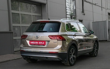 Volkswagen Tiguan II, 2017 год, 2 690 000 рублей, 5 фотография