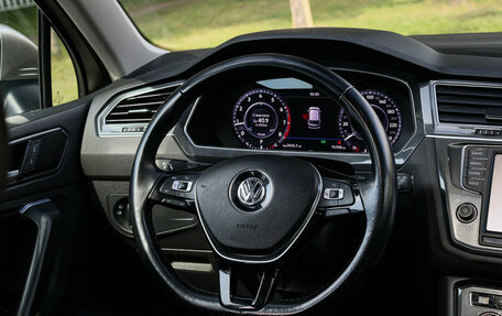 Volkswagen Tiguan II, 2017 год, 2 690 000 рублей, 13 фотография