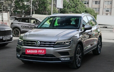 Volkswagen Tiguan II, 2017 год, 2 690 000 рублей, 2 фотография