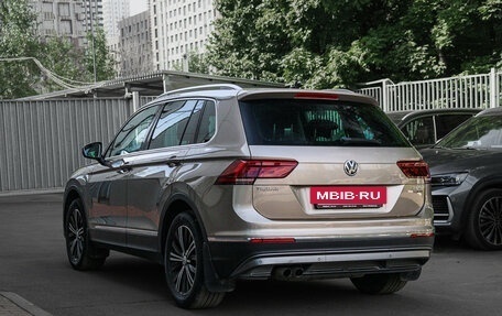 Volkswagen Tiguan II, 2017 год, 2 690 000 рублей, 7 фотография