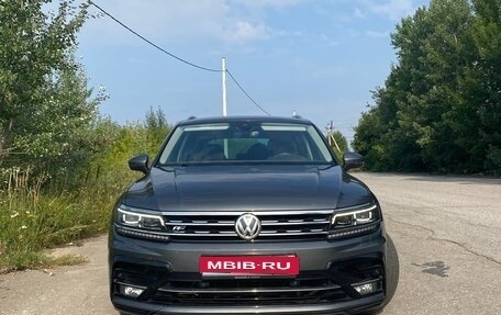 Volkswagen Tiguan II, 2020 год, 3 750 000 рублей, 1 фотография