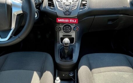 Ford Fiesta, 2016 год, 900 000 рублей, 11 фотография