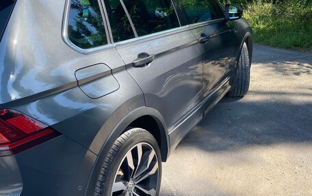 Volkswagen Tiguan II, 2020 год, 3 750 000 рублей, 4 фотография