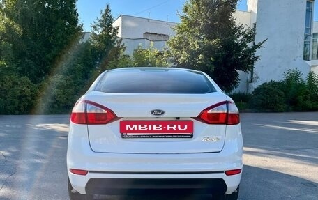 Ford Fiesta, 2016 год, 900 000 рублей, 5 фотография