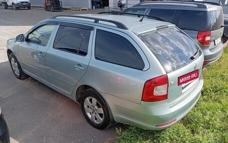 Skoda Octavia, 2011 год, 800 000 рублей, 2 фотография