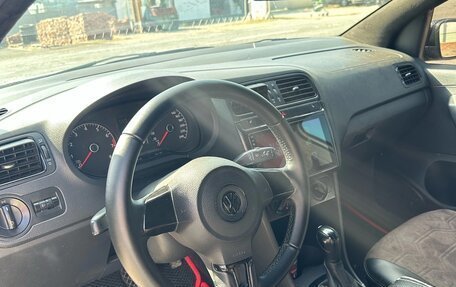 Volkswagen Polo VI (EU Market), 2015 год, 900 000 рублей, 10 фотография