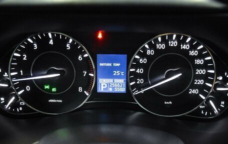 Nissan Patrol, 2010 год, 3 250 000 рублей, 14 фотография