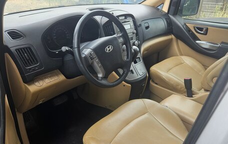 Hyundai Grand Starex Grand Starex I рестайлинг 2, 2008 год, 860 000 рублей, 7 фотография