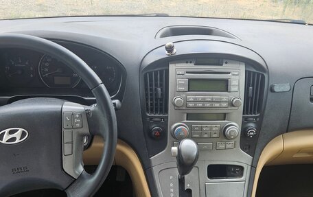 Hyundai Grand Starex Grand Starex I рестайлинг 2, 2008 год, 860 000 рублей, 6 фотография