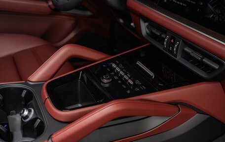 Porsche Cayenne III, 2026 год, 18 400 000 рублей, 39 фотография