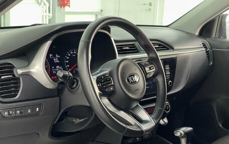 KIA Rio IV, 2020 год, 1 589 000 рублей, 8 фотография