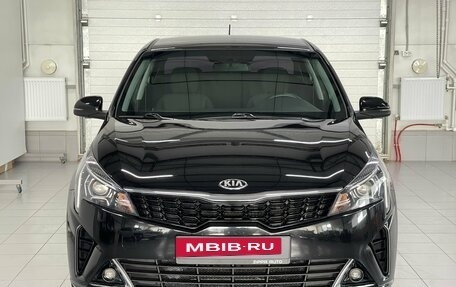 KIA Rio IV, 2020 год, 1 589 000 рублей, 2 фотография