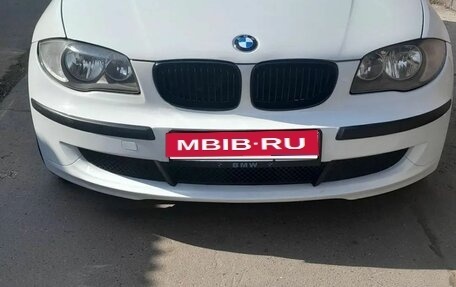 BMW 1 серия, 2009 год, 550 000 рублей, 1 фотография