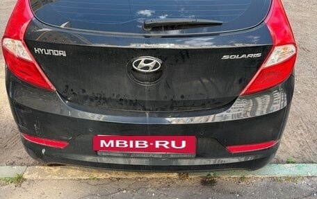 Hyundai Solaris II рестайлинг, 2015 год, 1 100 000 рублей, 4 фотография