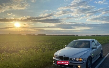 BMW 5 серия, 1996 год, 800 000 рублей, 13 фотография