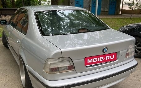 BMW 5 серия, 1996 год, 800 000 рублей, 11 фотография