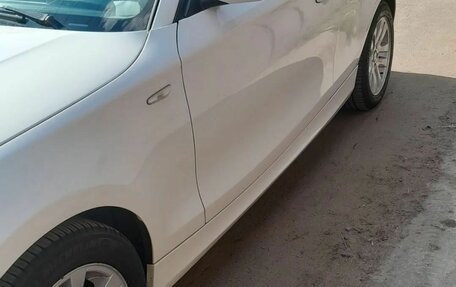 BMW 1 серия, 2009 год, 550 000 рублей, 2 фотография