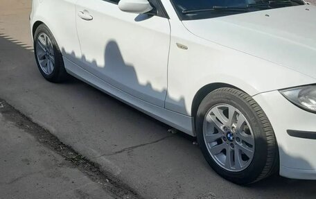 BMW 1 серия, 2009 год, 550 000 рублей, 7 фотография